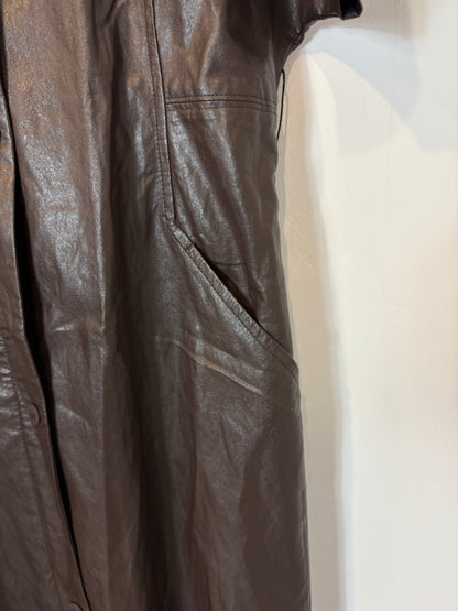 ADOLFO DOMINGUEZ. Vestido midi marrón efecto piel