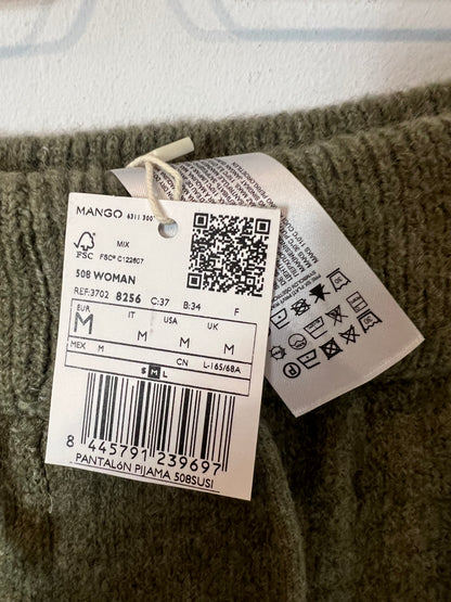 MANGO. Pantalón punto verde jaspeado. T M