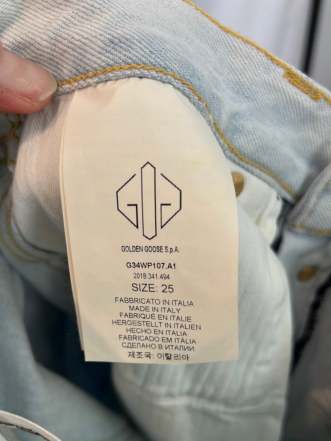 GOLDEN GOOSE. Light button-down denim. Size 25 (34)