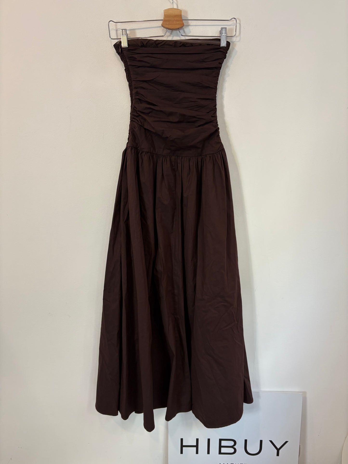 PEPPERMAYO. Vestido largo palabra de honor chocolate