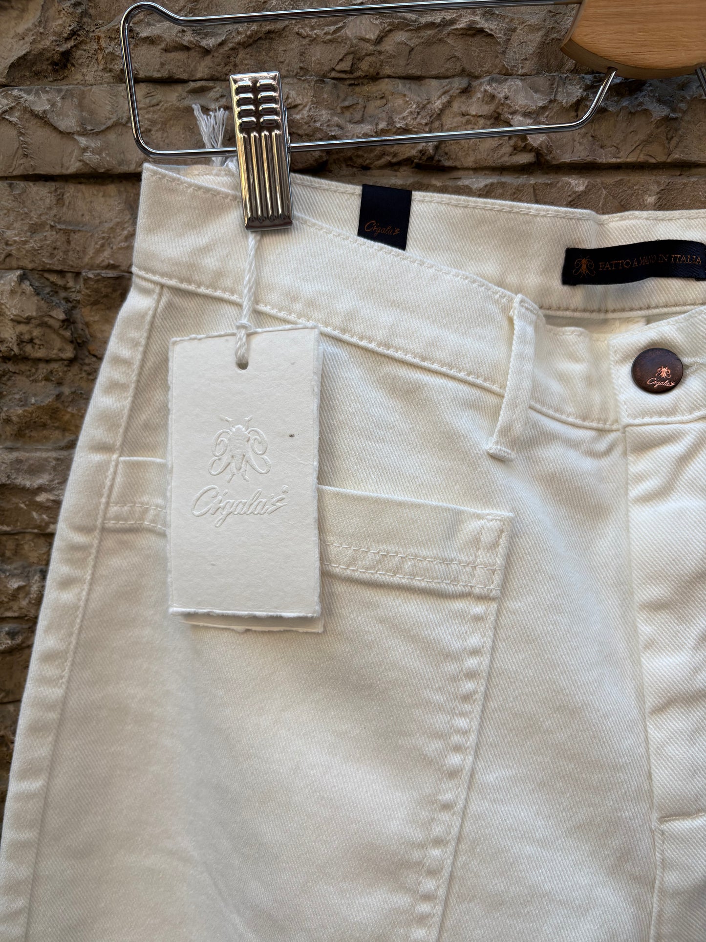 CIGALA´S. Denim blanco recto bolsillos