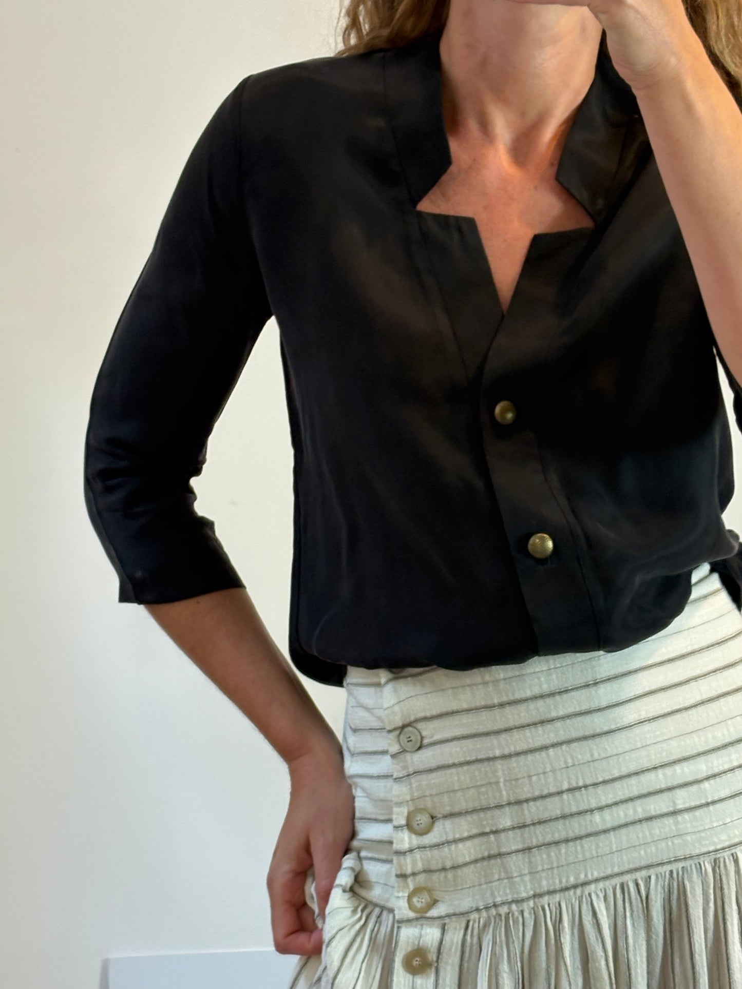 PALOMA LAYUD. Blusa negra cupró fluida