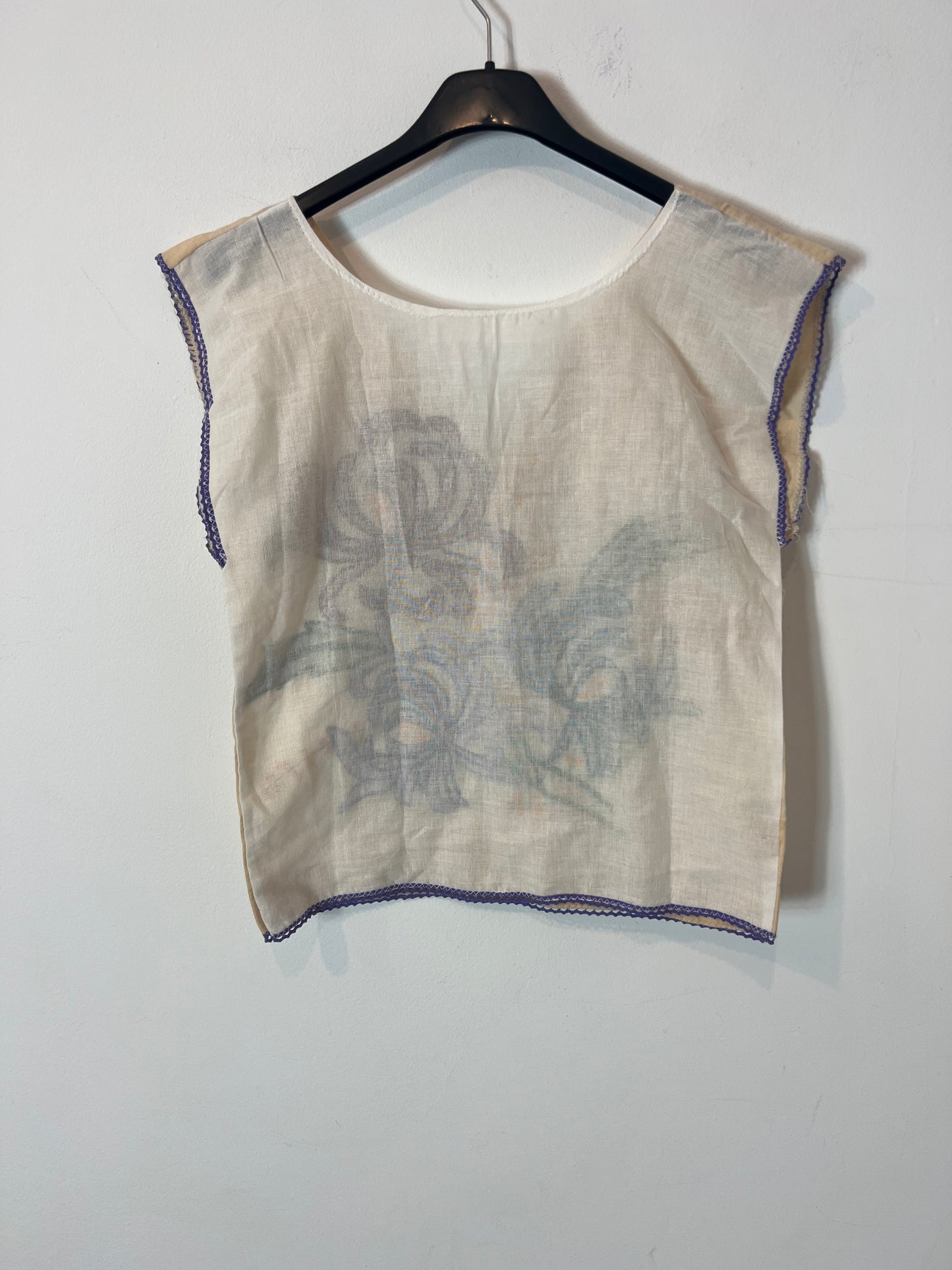 OTRAS. Top beige bordados. T xs/s