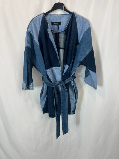 UTERQÜE. Chaqueta denim cinturón T.s