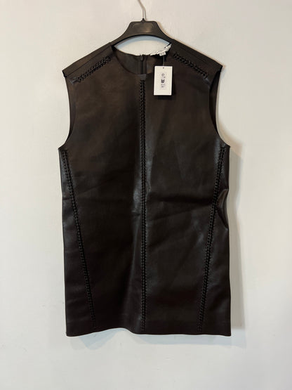 H&M. Vestido corto piel marrón