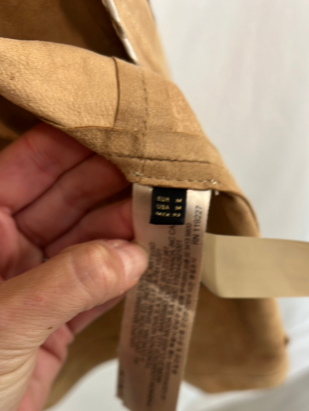 MASSIMO DUTTI. Chaqueta beige piel. T M