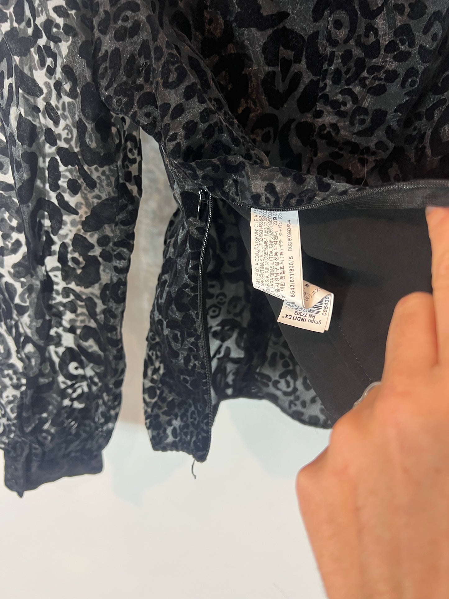 ZARA. Top negro doble textura fruncidos. T S