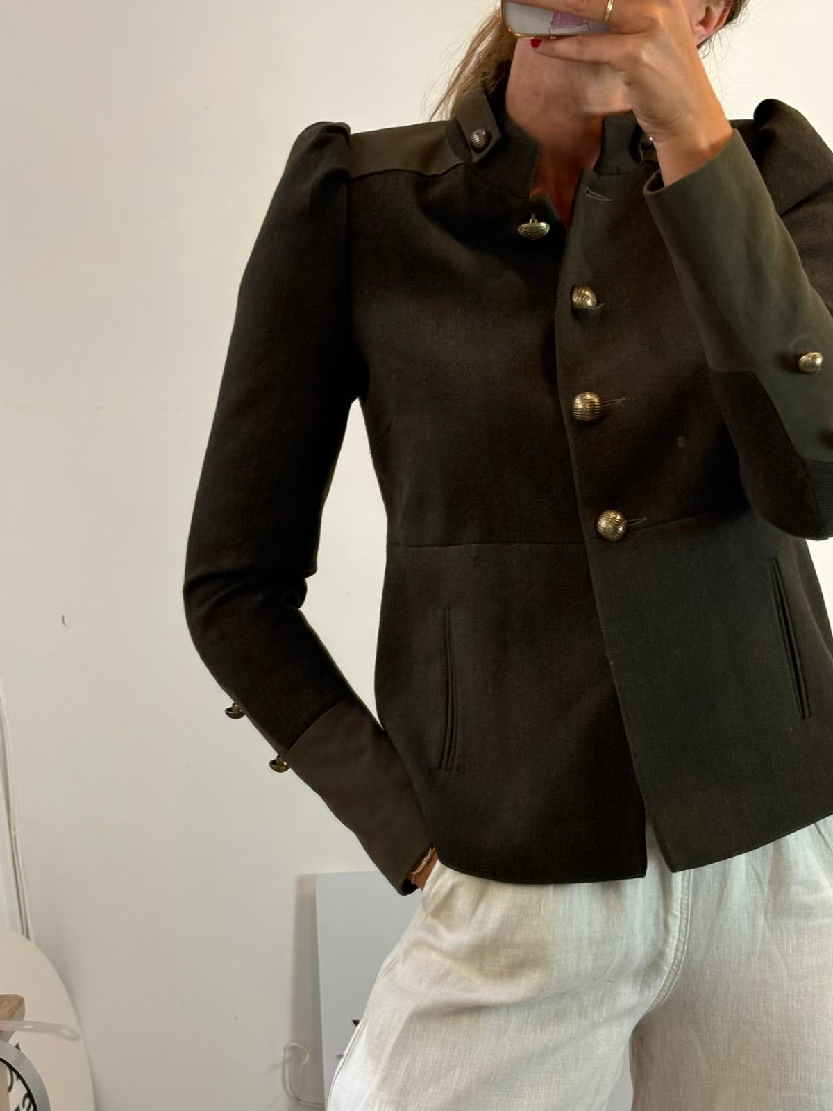 MAJE. Chaqueta verde lana botones