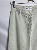 ZARA. Pantalón culotte color piedra. T 34