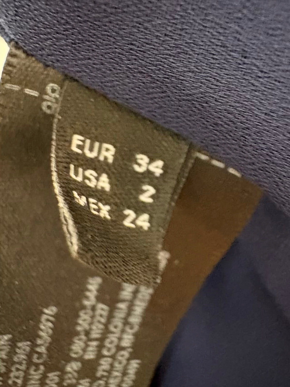 MASSIMO DUTTI. Falda midi con lana asimétrica