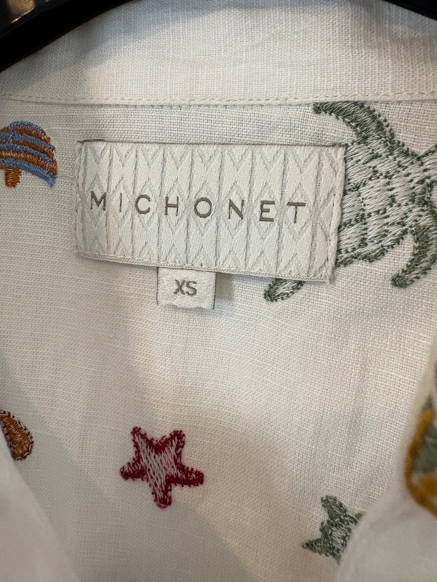 MICHONET. Blusa detalles bordados. T XS