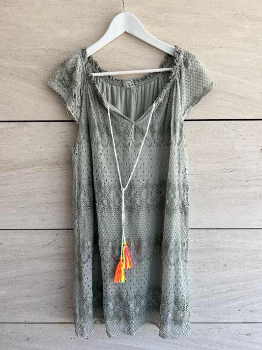 OTRAS. Vestido verde encaje TU(s)