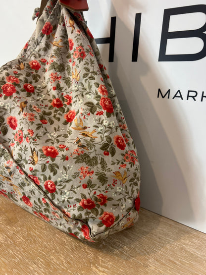 MIYAKO. Floral bag with leather handle