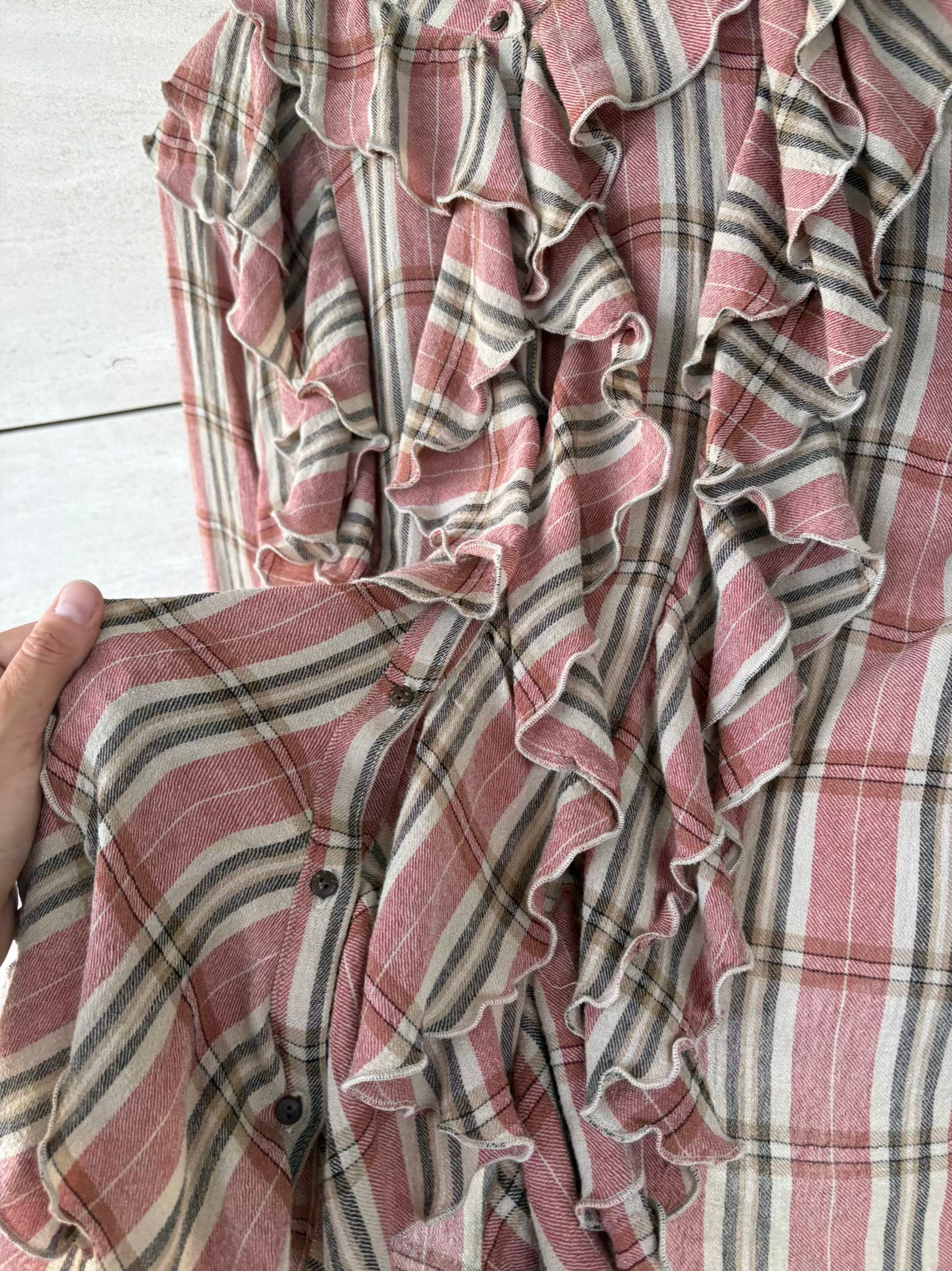 DIEGA.  Blusa cuadros y volantes mezcla