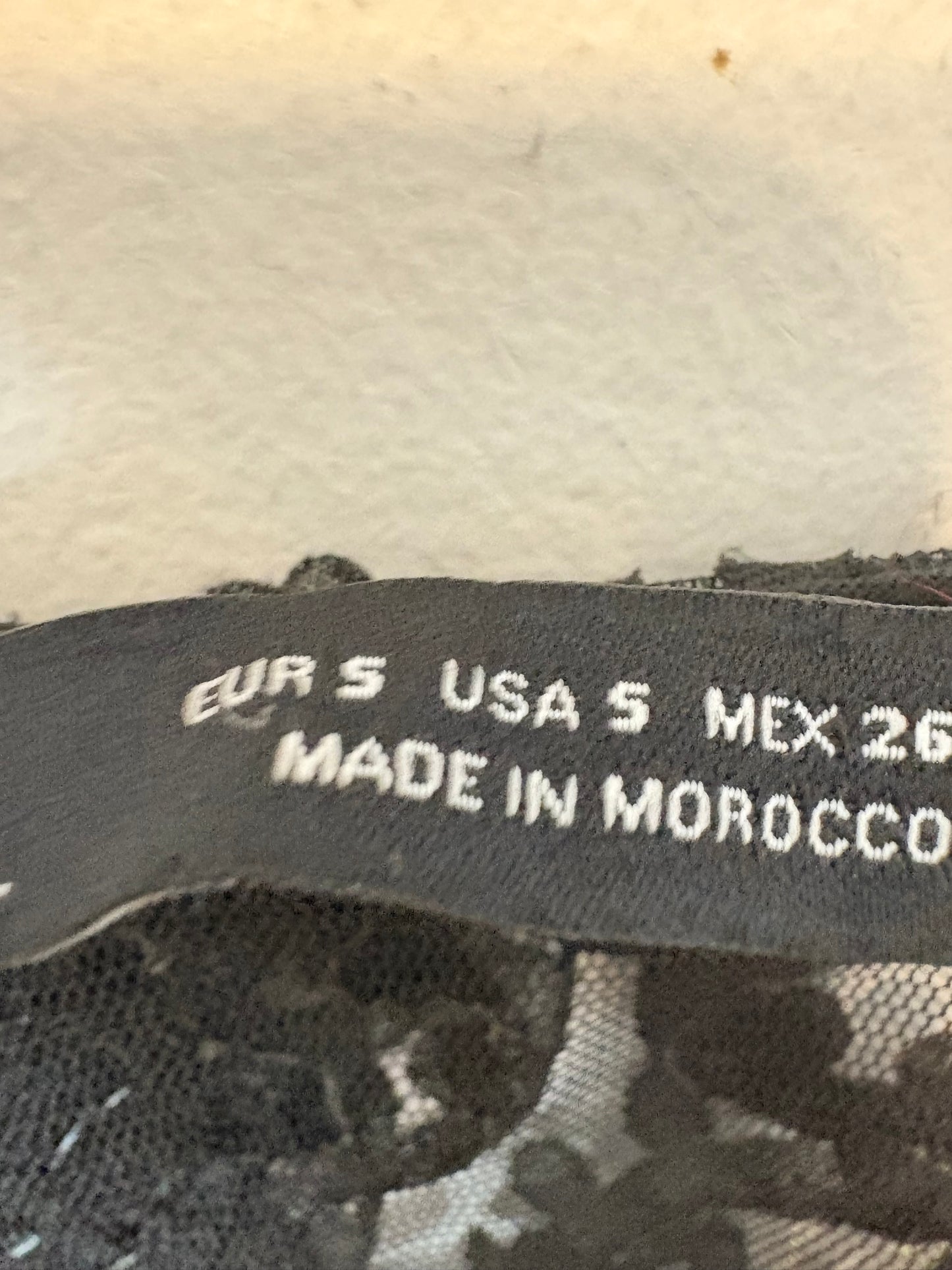 ZARA. Top corto texturas