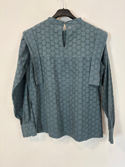 COMPAÑÍA FANTÁSTICA . Blusa azul bordados