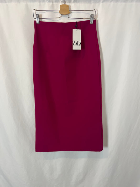 ZARA. Falda midi buganvilla. T M