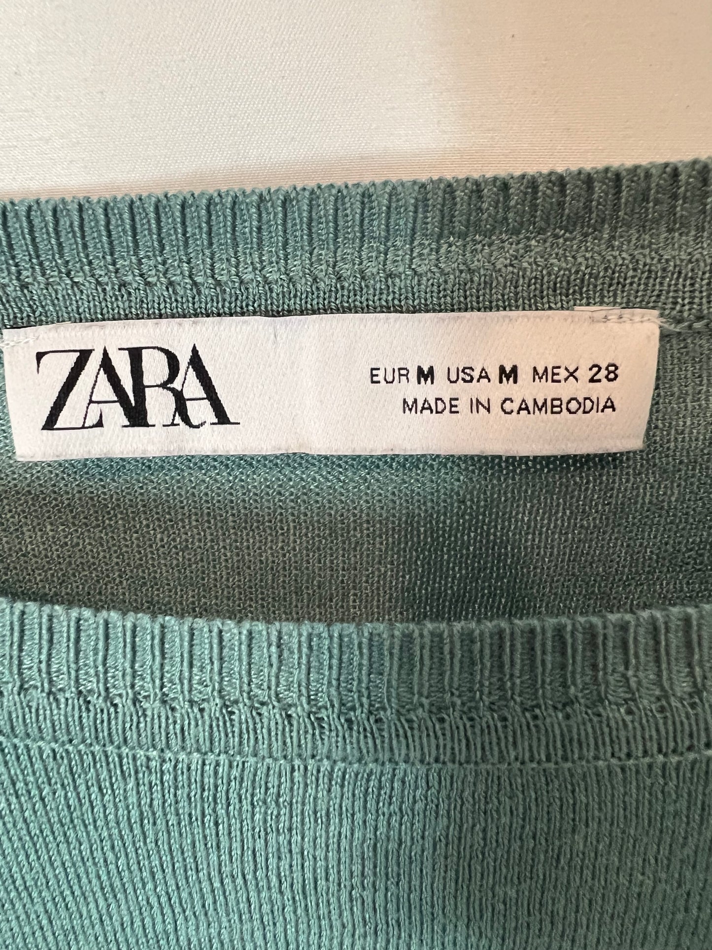 ZARA. Jersey fino verde agua. T M