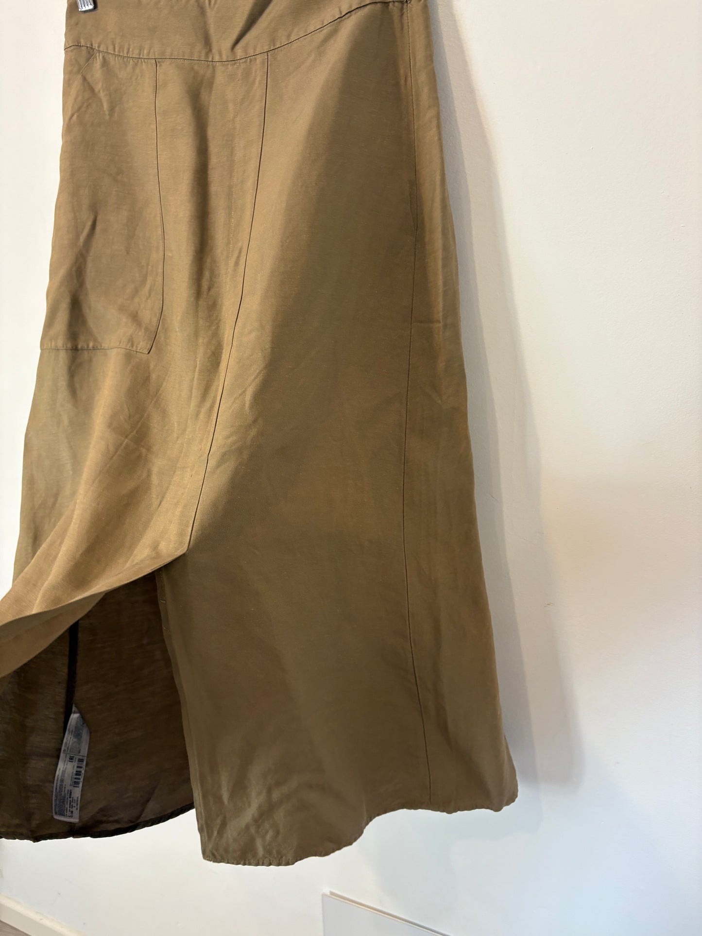 MANGO. Falda midi abertura con lino