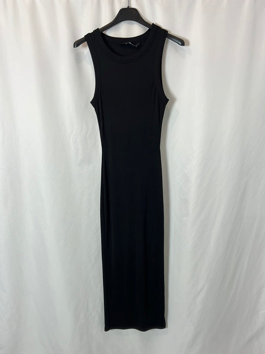 STRADIVARIUS. Vestido midi canalé negro T.s