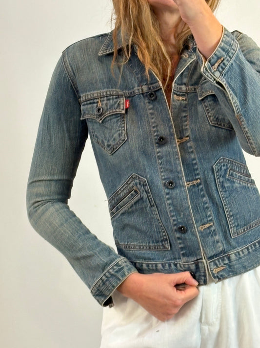 LEVI´S. Chaqueta denim bolsillos