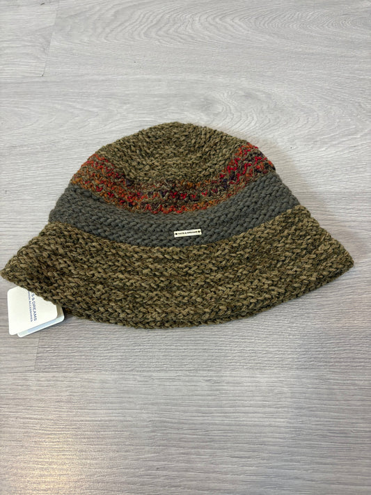 HATS & DREAMS . Sombrero verde  jaspeado