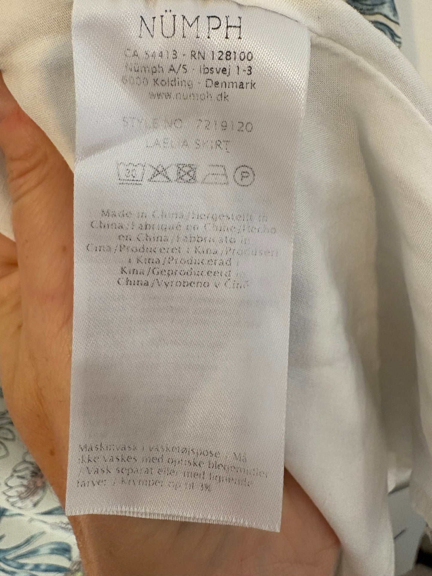 NÜMPH. Falda larga estampada