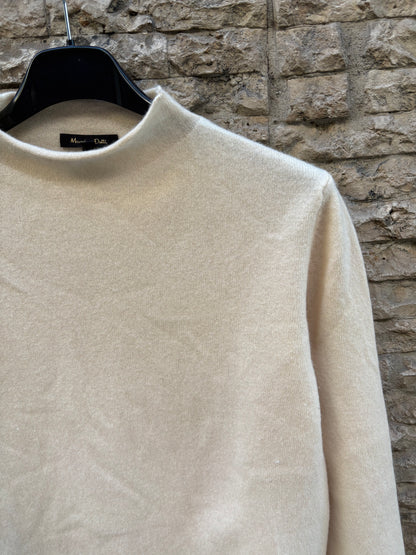 ZARA. Black stretch knit top. TL