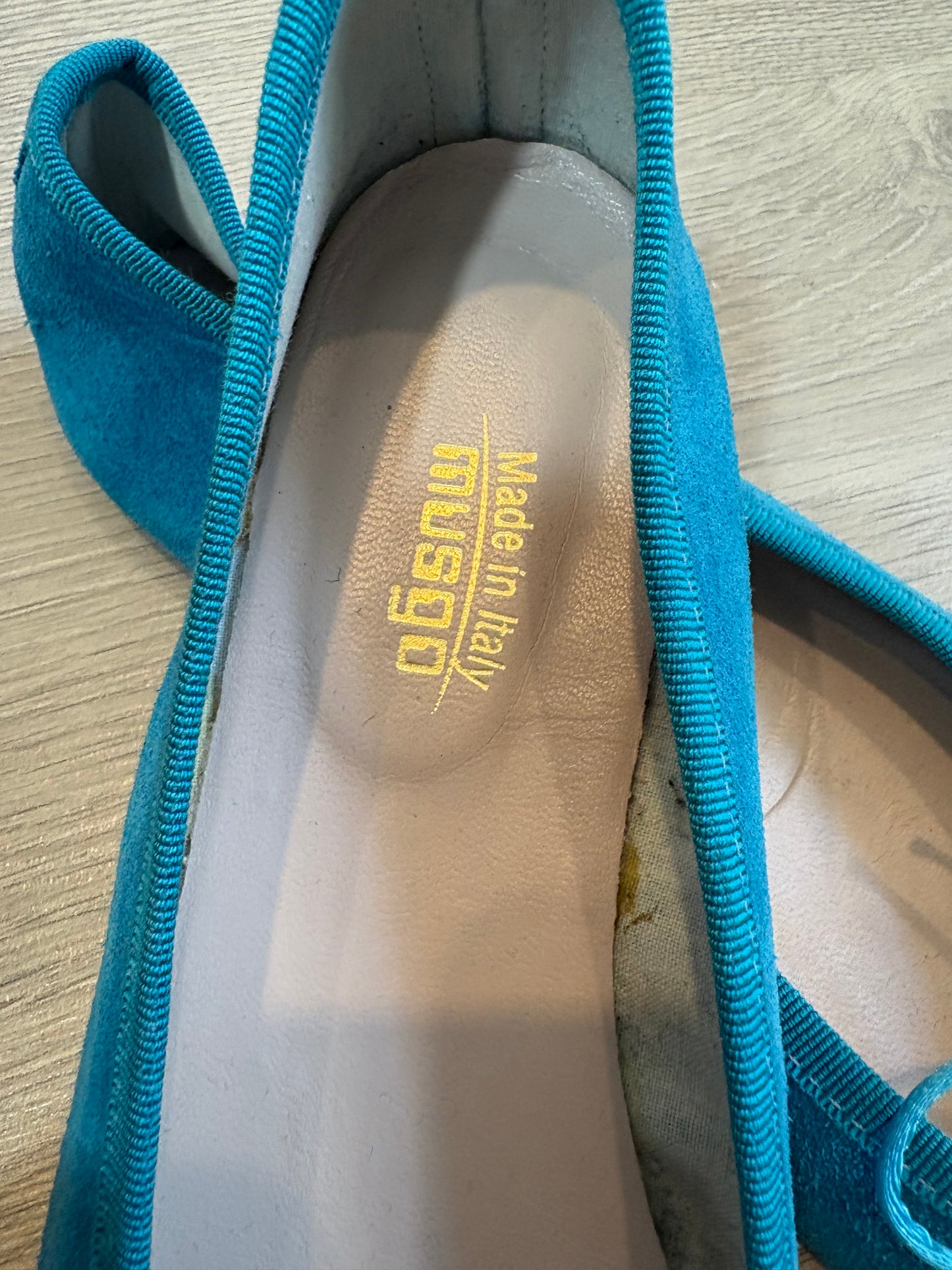 MUSGO. Bailarinas piel en turquesa. T 40