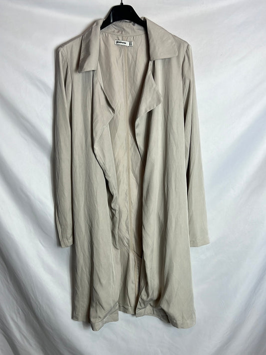 STRADIVARIUS. Chaqueta fina beige  T.s