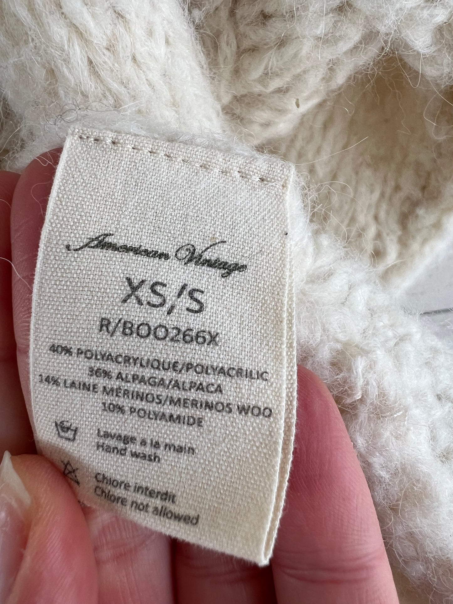 AMERICAN VINTAGE. Cárdigan color crudo con lana. T XS/S