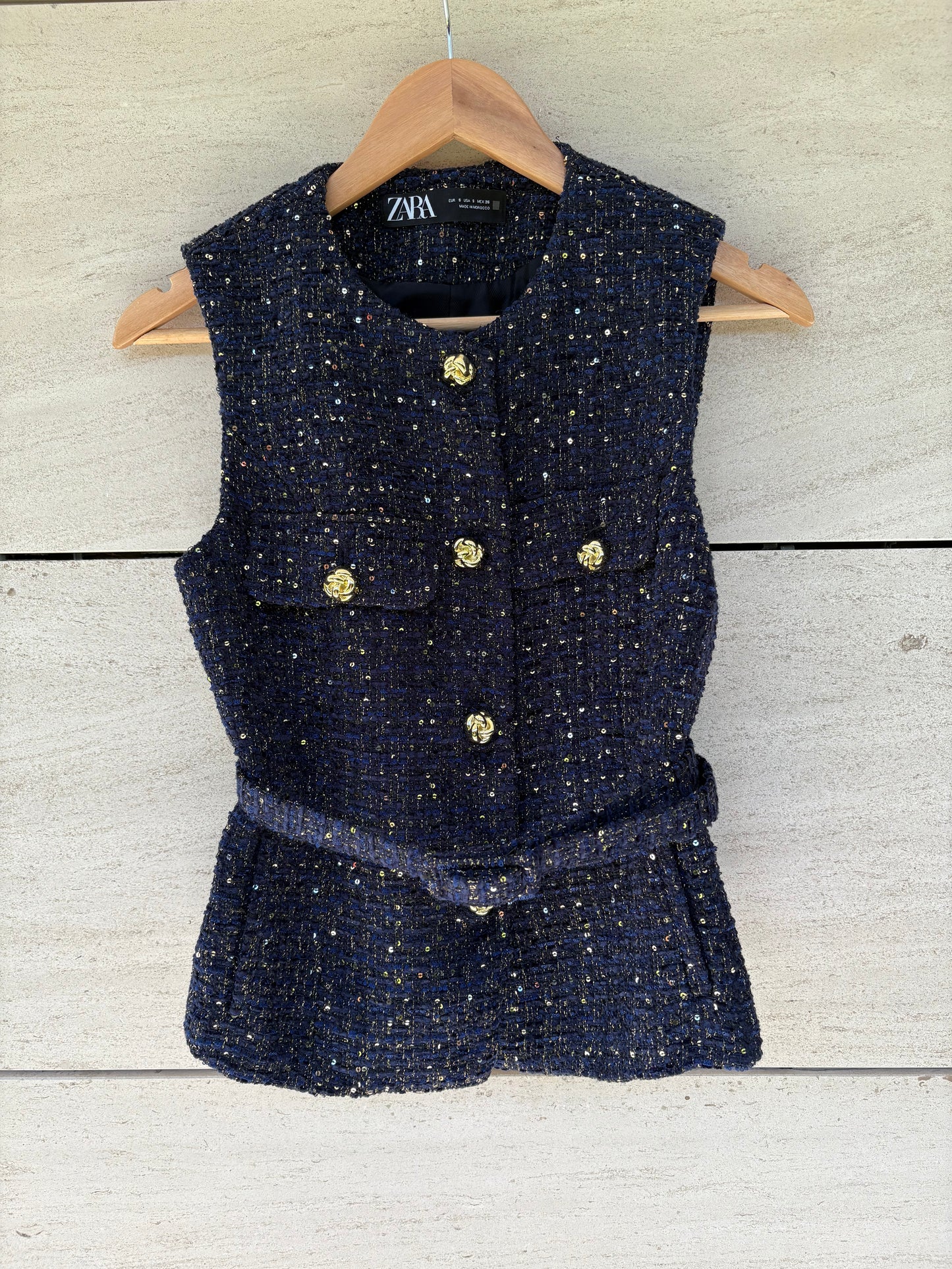 ZARA. Coral beaded jacket. TS