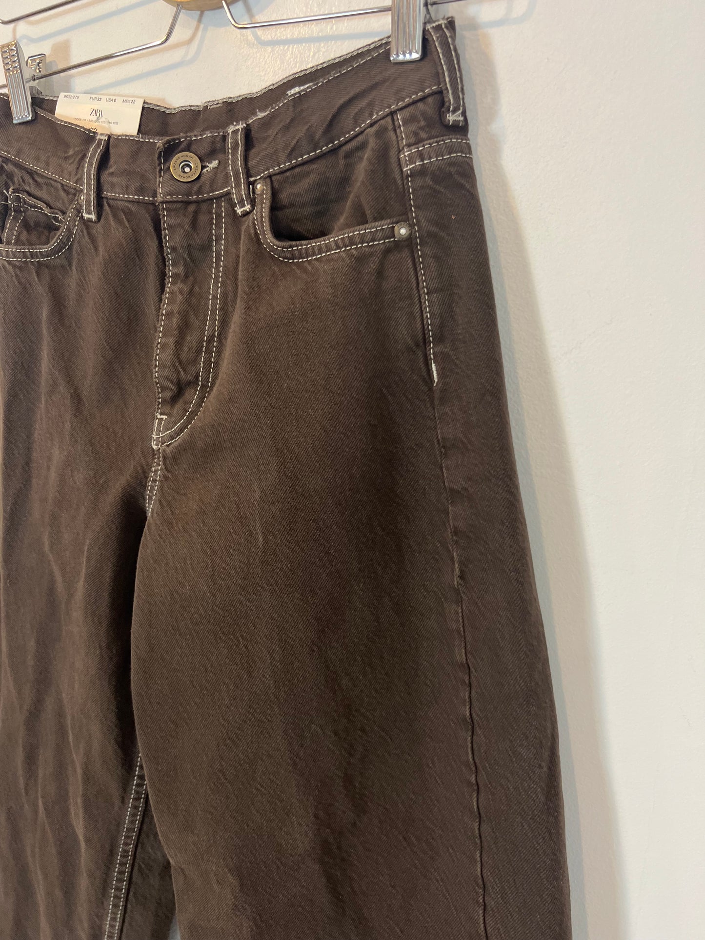 ZARA. Dark brown denim with seams. Size 32