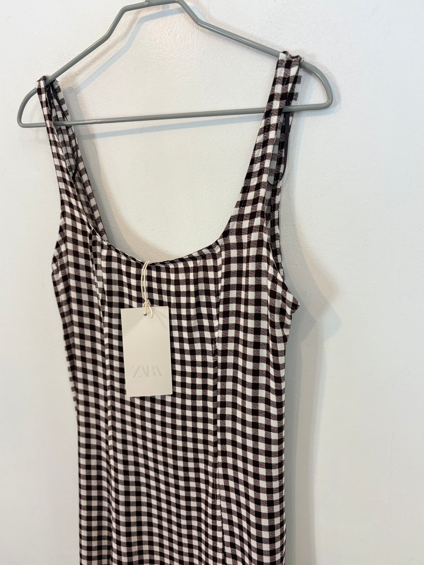 ZARA. Vestido fluido vichy