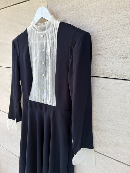 IQ COLLECTION. Vestido largo azul con seda