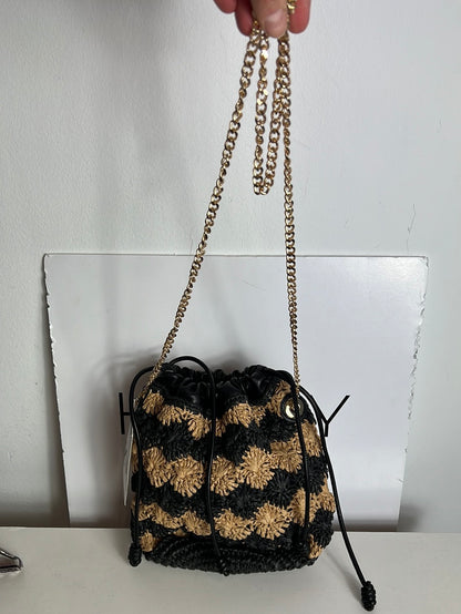 ZARA. Bolso rafia saco