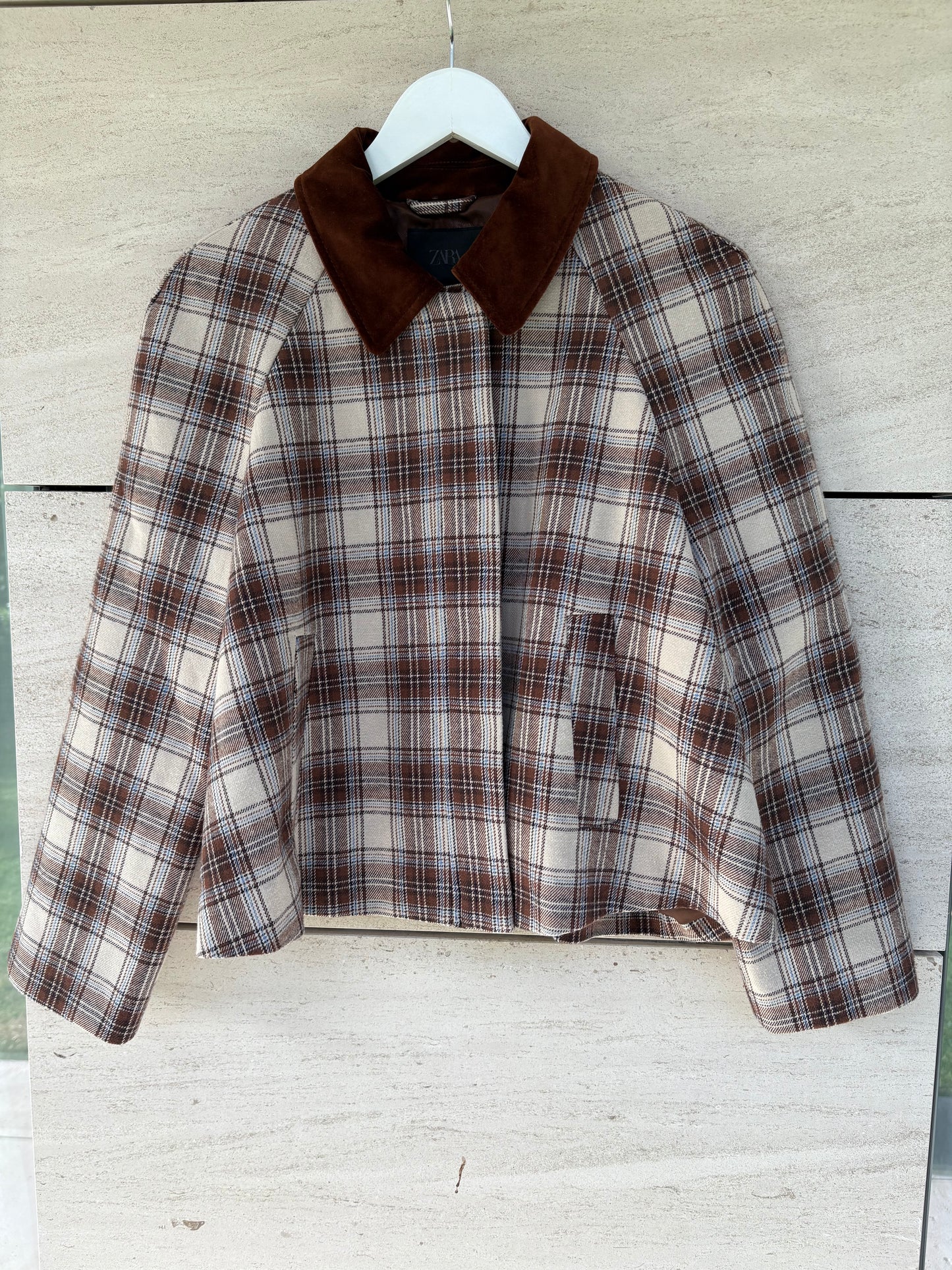 ZARA. Black stretch knit top. TL