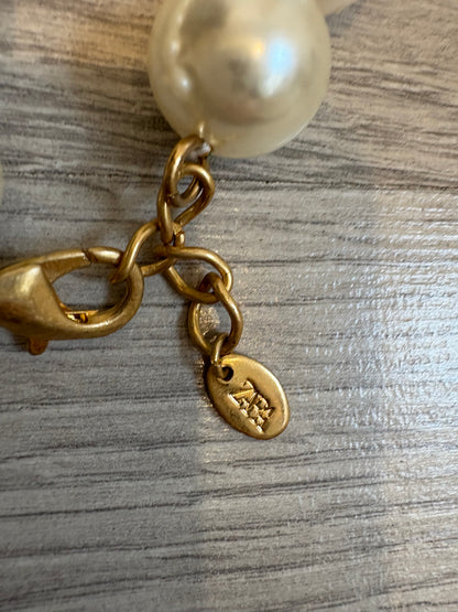 ZARA. Gargantilla perlas