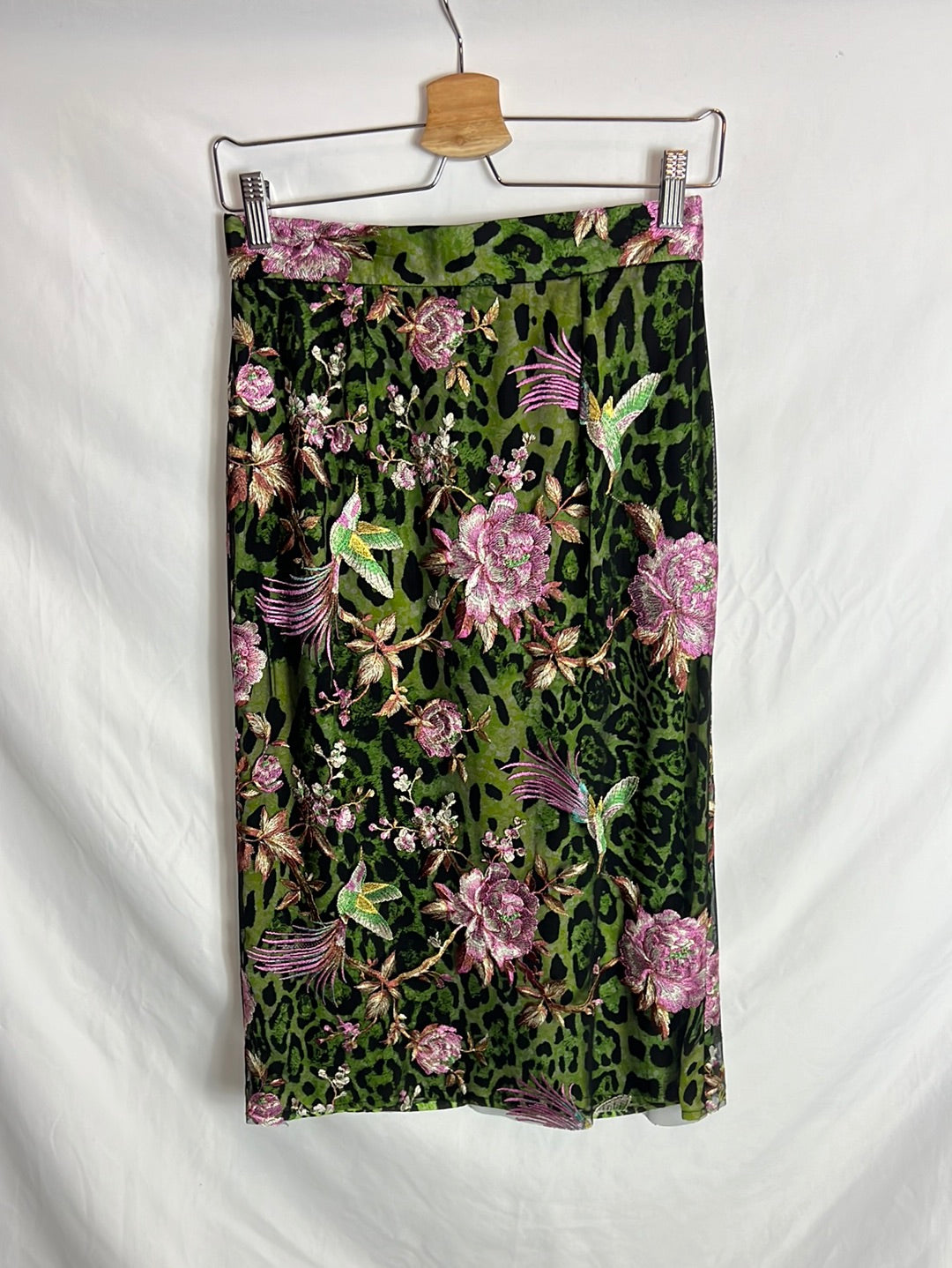 POETIC LICENSE. Embroidered tulle midi skirt. Size 36