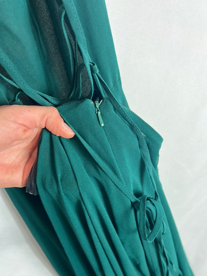 OTRAS. Vestido largo verde detalle espalda. T S