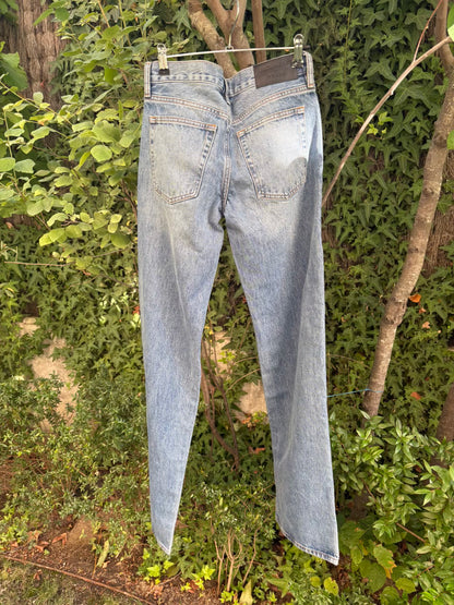 AMELIA GRAY x FRAME. Denim recto abotonado