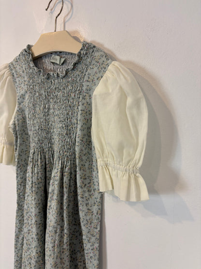 USSIA. Vestido nido de abeja detalle manga