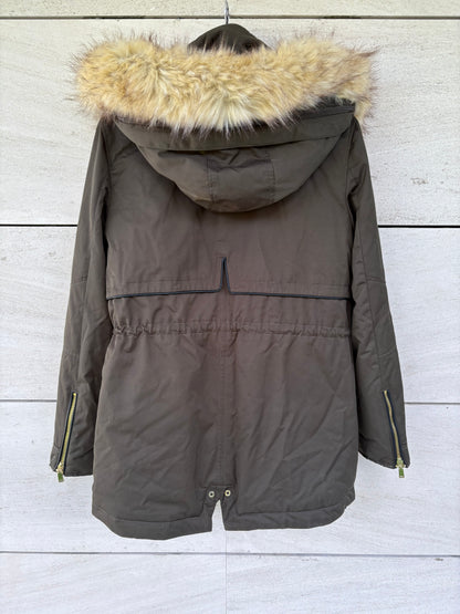 ZARA. Parka acolchada verde capucha. T S