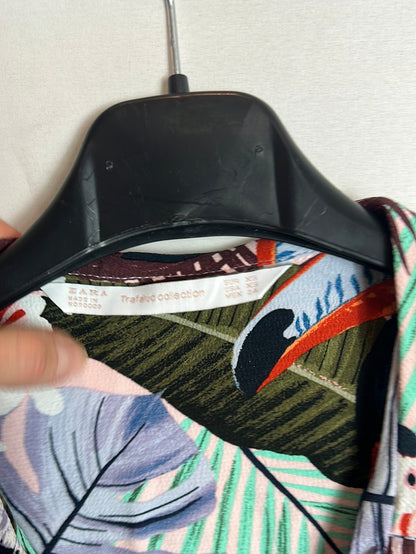 ZARA. Flowy blouse with tropical print. Size XS