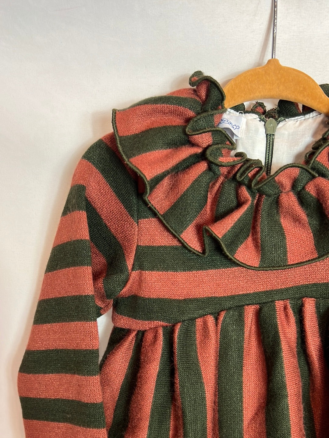 ANCAR. Vestido rayas granates y verdes