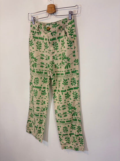 ZARA. Pantalón estampado con lino