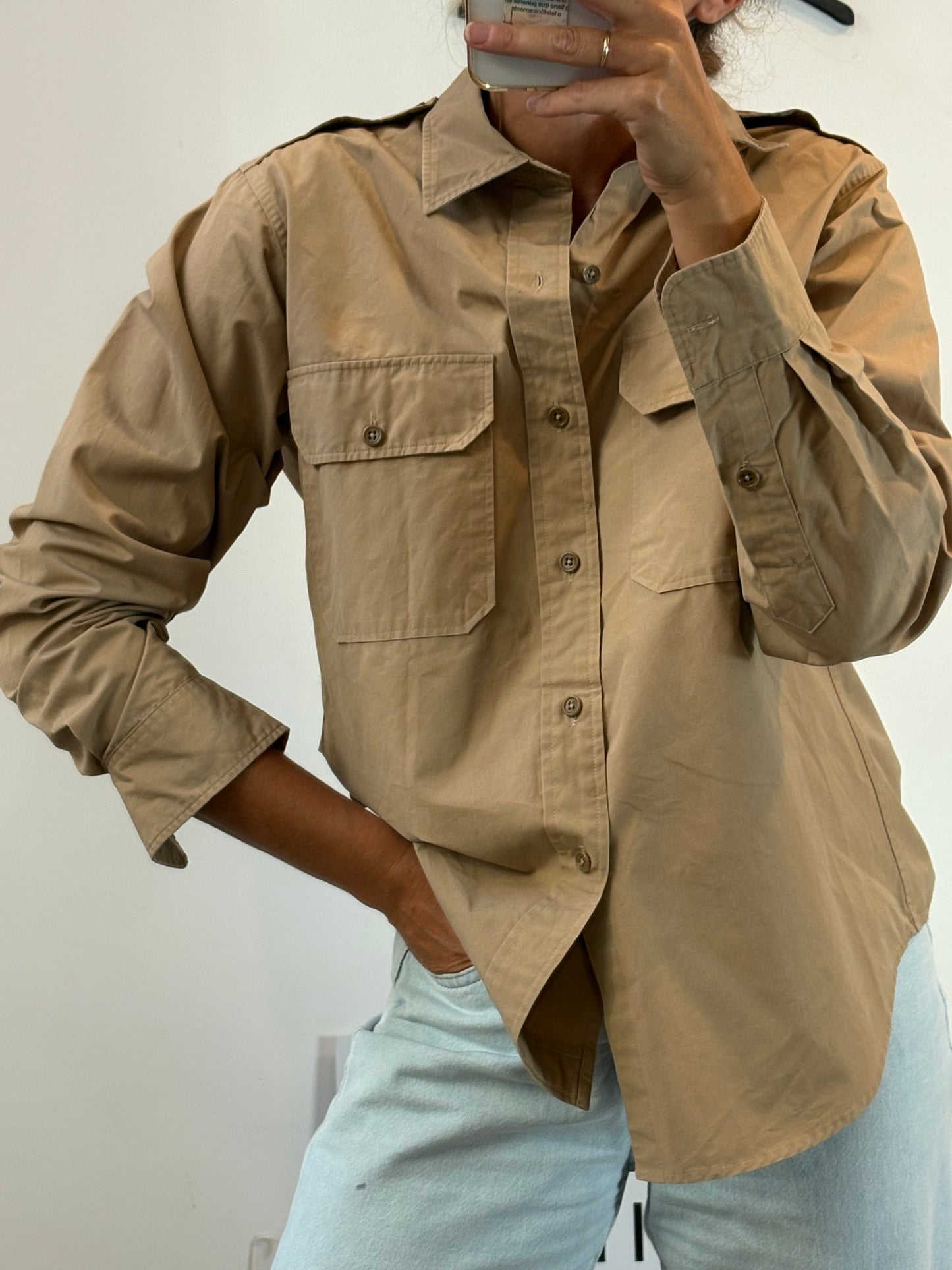 POLO RALPH LAUREN. Camisa camel bolsillos. T M