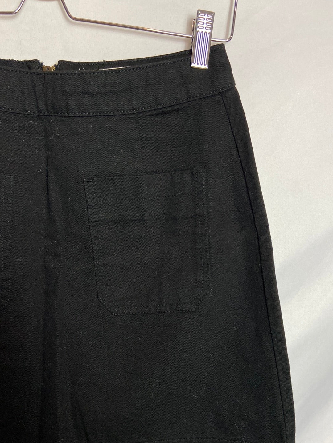 STRADIVARIUS. Falda denim negra T.36