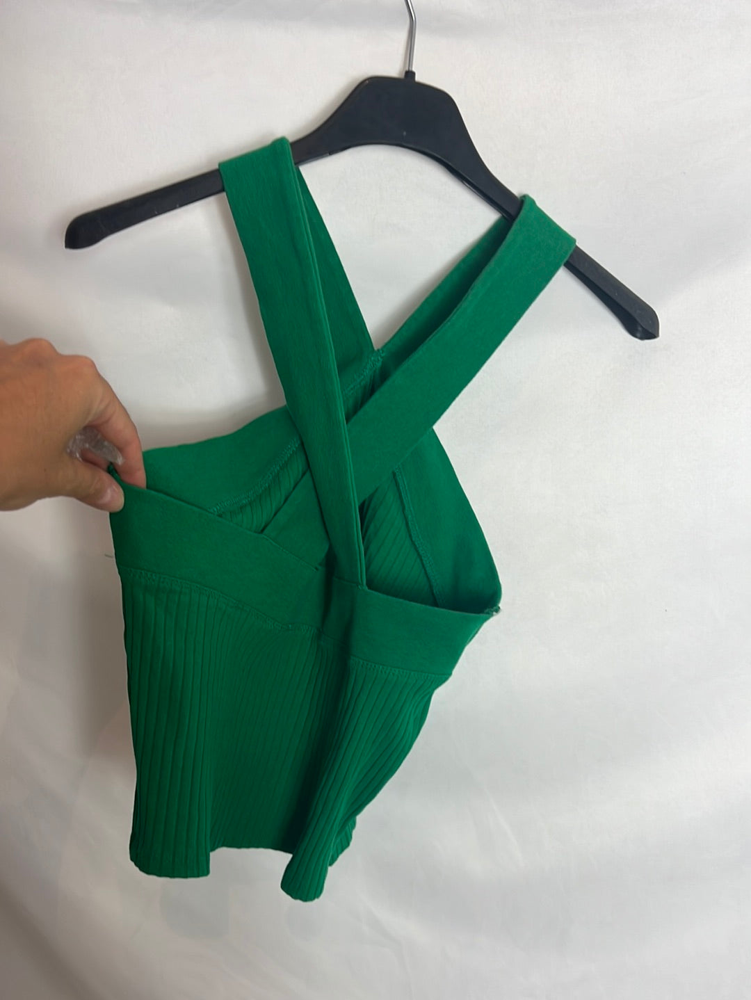 ZARA. Top verde canalé . T M