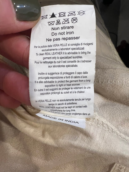 PINKO. Chaqueta beige  piel T.38 (S)